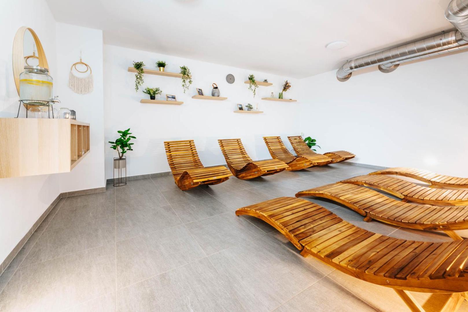 Hotel Artaban Zirovnice Luaran gambar