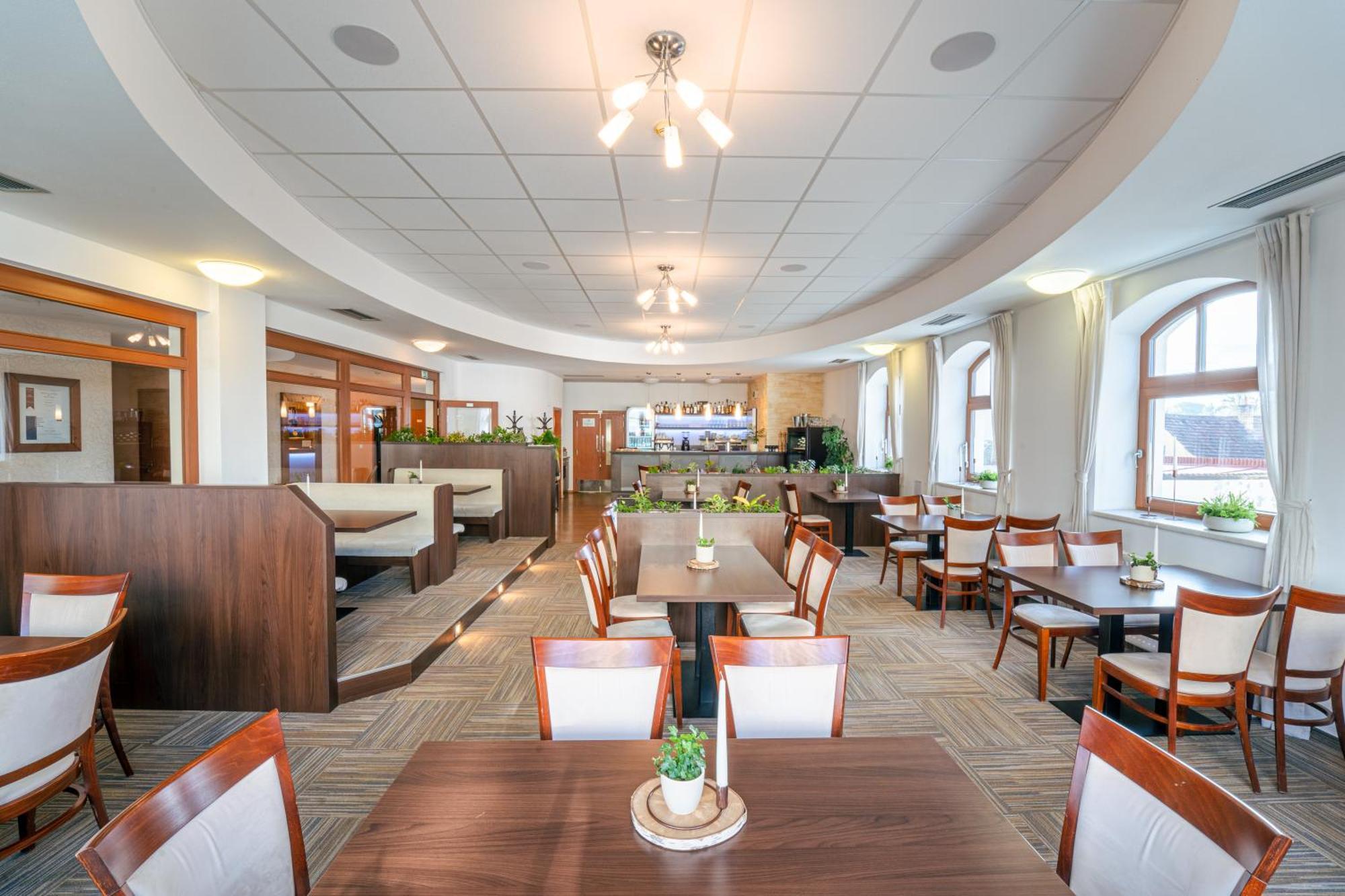 Hotel Artaban Zirovnice Luaran gambar